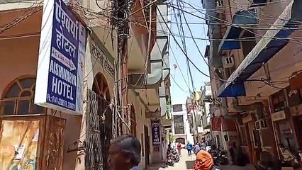 कॉलोनी में क्वारेंटाइन सेंटर बनाने का विरोध