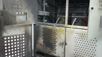 신서천화력발전소 설비 폭발...4명 화상 / YTN