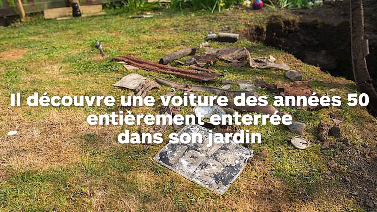 Il découvre une voiture entière enterrée dans son jardin
