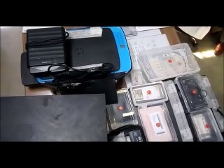 पुलिस इस गिरोह में शामिल अन्य लोगों की तलाश कर रही है।