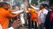 Moradabad: हिन्दू संगठनों ने फूंका ओवैसी का पुतला, वारिस पठान को लेकर कर डाली ये मांग