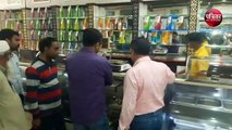 VIDEO : सीज दुकान से लिए मिठाई के सैम्पल, खराब 40 किलो मिठाई की नष्ट