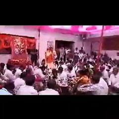 बिगड़े बोल: विधायक को इतना गुस्सा आया,कहा-खाल नोच लेंगे
