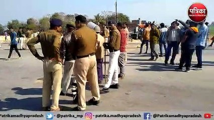 ambedkar statue broken