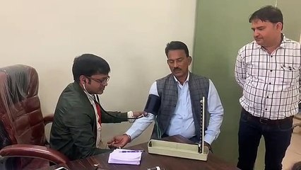 मंत्री ने अपना स्वास्थ्य परीक्षण भी कराया