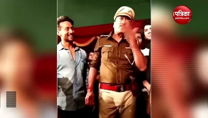 Jackie Shroff In Police Dress video viral