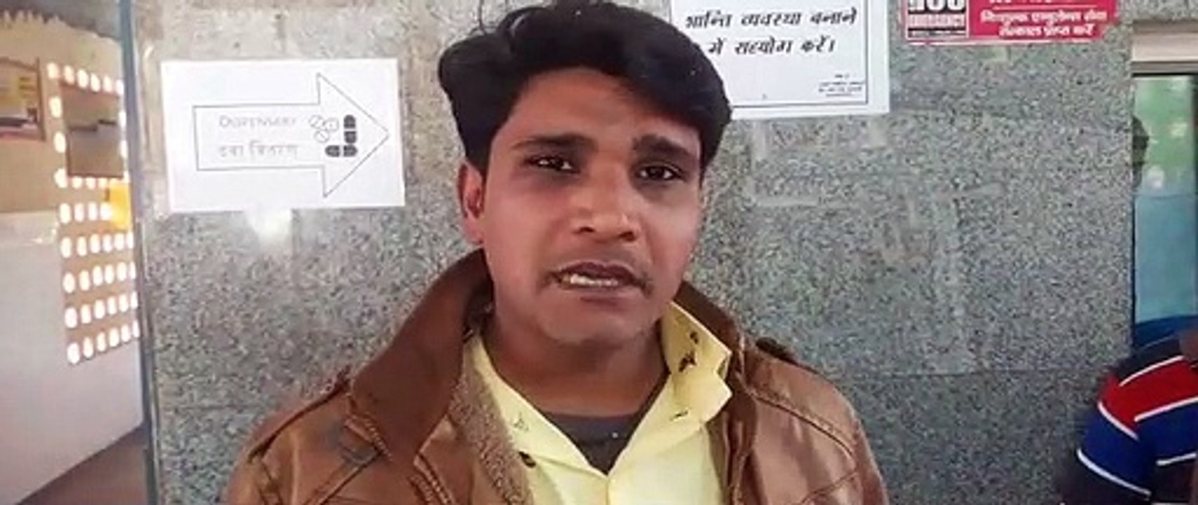 हाइवे पर बस और ट्रक से टकरा गई बस और ट्रक की भिड़ंत होते ही बस