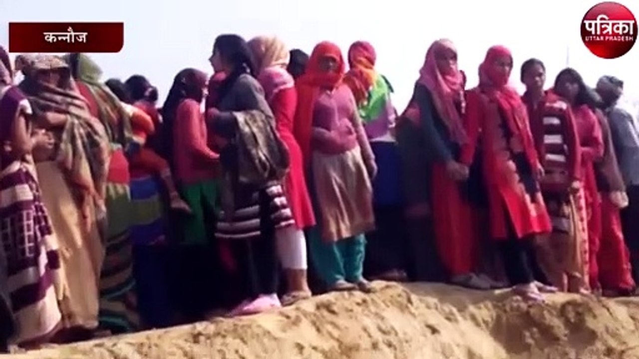मांगलिक कार्य में जा रहा था एक परिवार, हादसे मे...