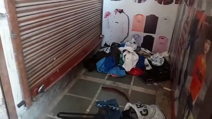 थाने से कुछ दूरी की दुकान मेें घुसे चोर