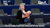 Swedish deputy's plea to end famine while holding her baby