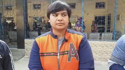 सरकारी स्‍कूल की महिला टीचर उठाती है इतना वेट, जीत चुकी हैं गोल्‍ड मेडल