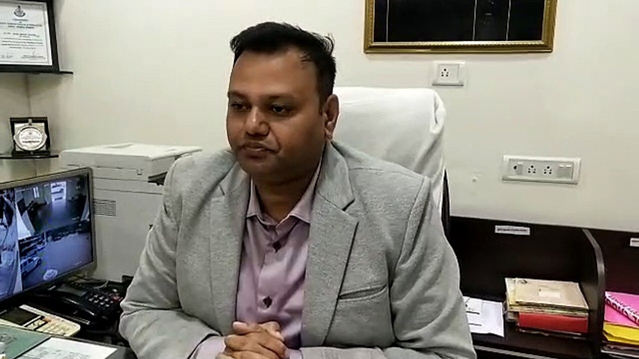 राह चलते लूट लेते मोबाइल, व्यापारी बदल खुलवा लेते लॉक, इस तरह आए पकड़ में