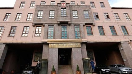 Milli Savunma Bakanlığı'nda görevli bir sivil memur koronavirüsten hayatını kaybetti