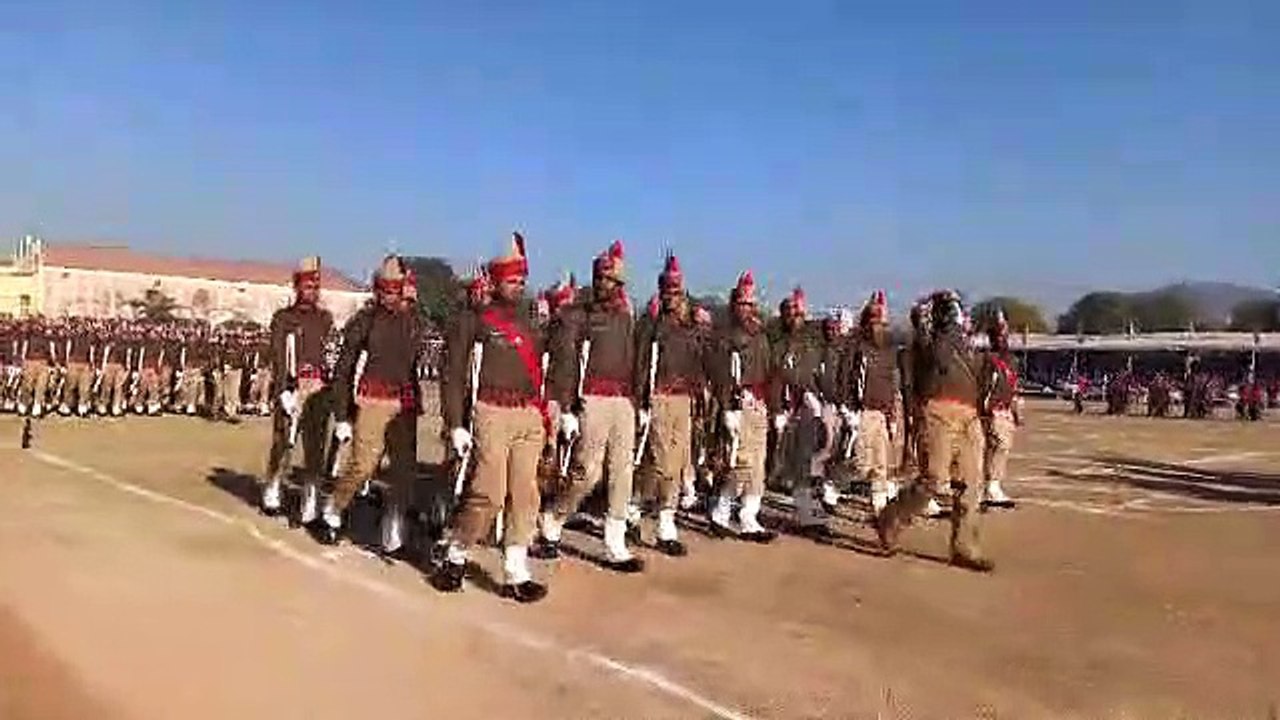 गणतंत्र दिवस पर शानदार परेड आप भी देखिए वीडियो