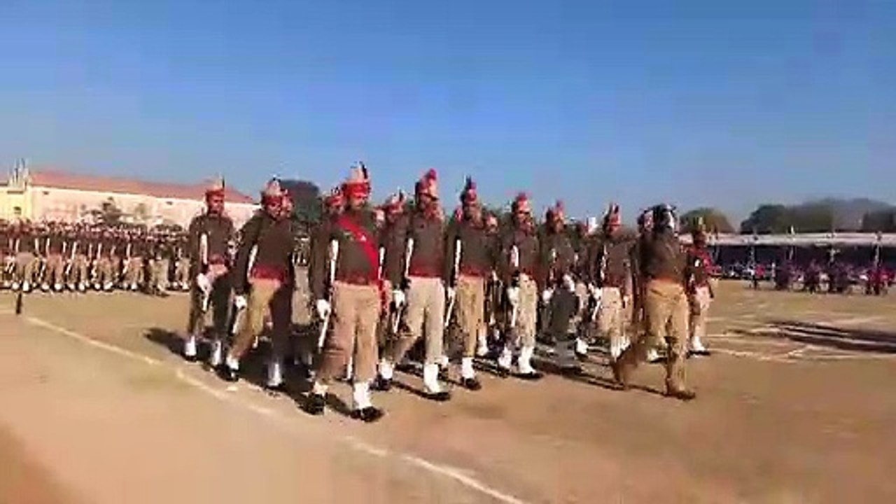 गणतंत्र दिवस पर शानदार परेड आप भी देखिए वीडियो