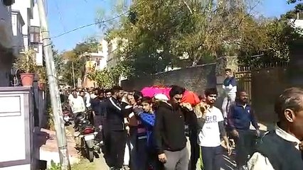 टीवी एक्ट्रेस ने की खुदुकशी, उदयपुर पहुंचा शव, हुआ अंतिम संस्कार