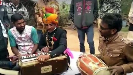 viral video of groom singing songs in his own wedding in jodhpur