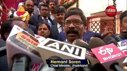 झारखंड के  CM हेमंत सोरेन ने शहीद पांडेय गणपत को दी श्रद्धांजलि