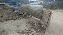 Construction: जान पर भारी पड़ रहा था निर्माण, देखें वीडियो