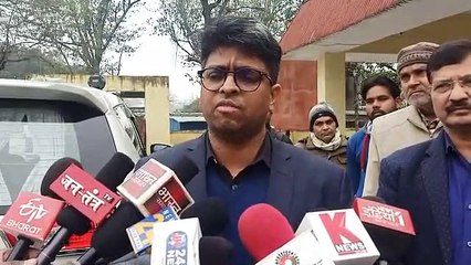 डीएम ने किया बस्ती विकास प्राधिकरण का निरिक्षण