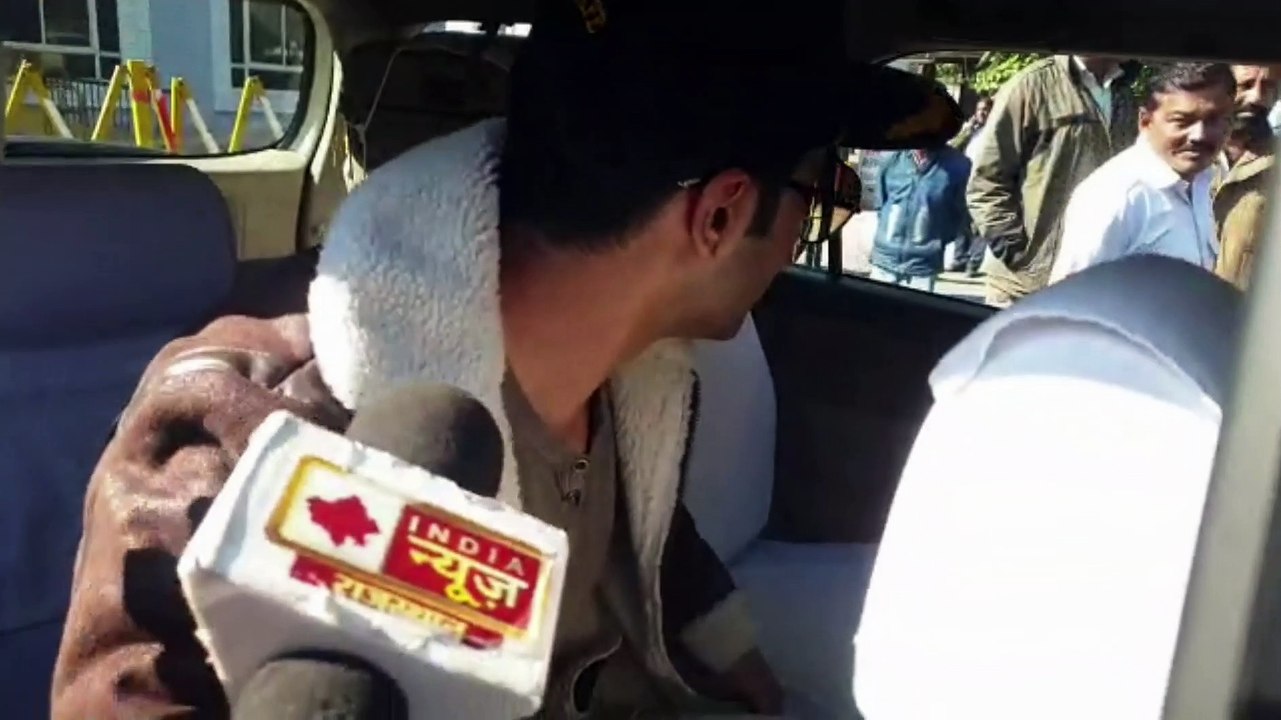 bollywood actor varun dhawan spotted in jodhpur