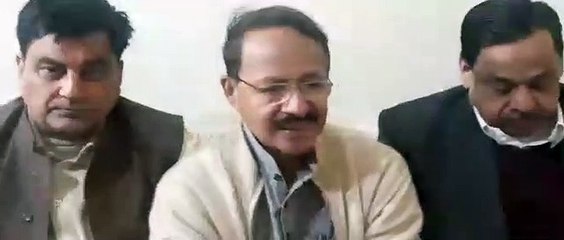 हिंसा में मरे सुलेमान और अनस के घर पहुंचे कांग्रेस के दिग्गज नेता