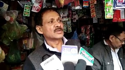 VIDEO: पुलिस चौकी के पास चोरों ने की ये हरकत तो लोगों में आक्रोश