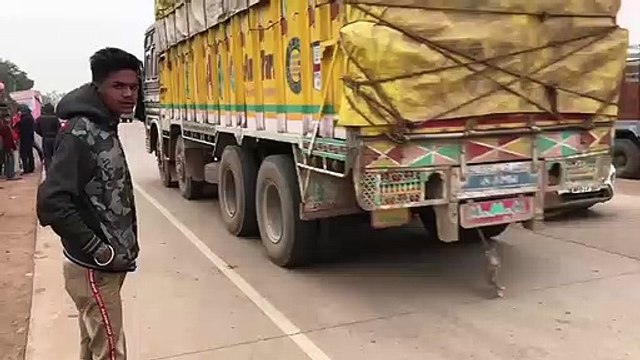 satna today big accident: 1 killed 1 injured in a car-bike collision