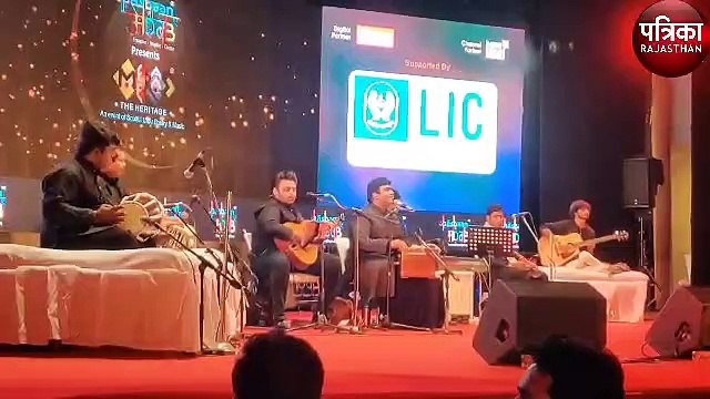 इरशाद कामिल और तौसीफ अख्तर की नज्मों ने बांधा समां, मुंबई में मीरास व काव्यांजलि का आयोजन