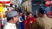 CAA Protest In jabalpur: जबलपुर में नमाज के बाद तनाव, पुलिस पर पथराव गाड़ियां तोड़ीं कई घायल - देखें वीडियो