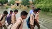 Children of private schools upset with the burden of books, orders of government removed