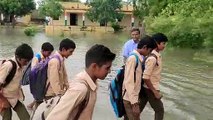 Children of private schools upset with the burden of books, orders of government removed