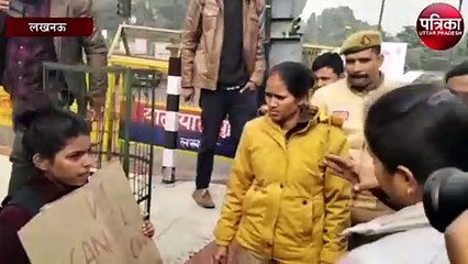 इंसाफ मांगने के लिए दिल्ली की लड़की पहुंची लखनऊ, बोली मुख्यमंत्री से ही करुँगी बात