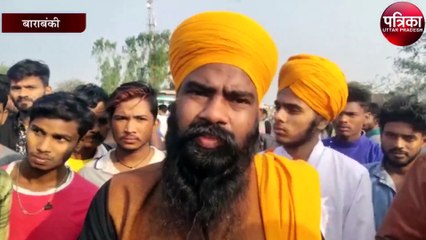 ड्राइवर ने डिवाइडर पर चढ़ा दी कार, दो की मौत कई घायल