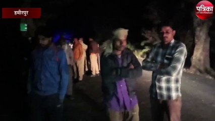 पेड़ से बाइक टकराने से दो लोगों की मौत