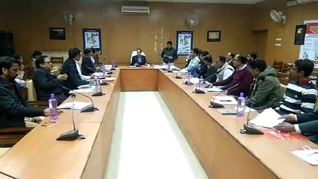 जंक्शन में बनेगा नो पार्किंग जोन, निर्धारित लाइन से बाहर खड़े वाहनों के होंगे चालान