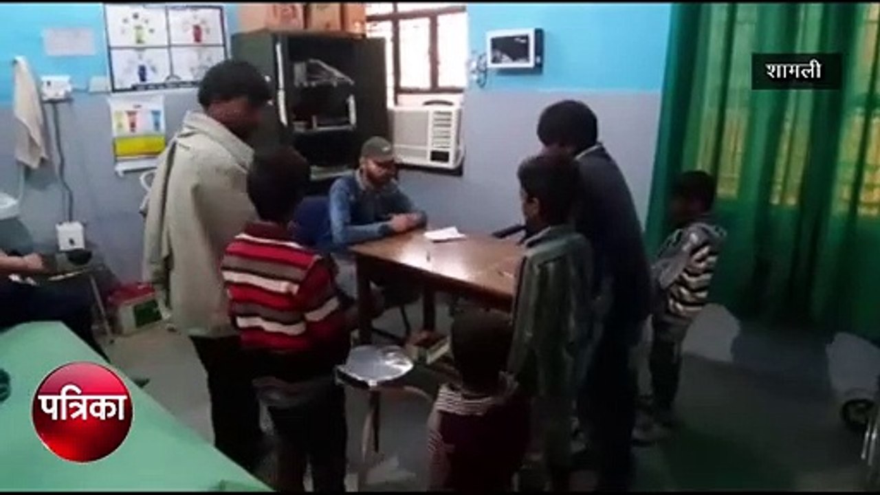 आवारा कुत्तों ने दर्जन भर बच्चों को बनाया अपना शिकार