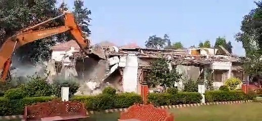 सूरज की पहली किरण के साथ ढहा दी जीतू की सल्तनत