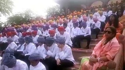 युवाओं का अनुभव बना सकता है भारत को श्रेष्ठ