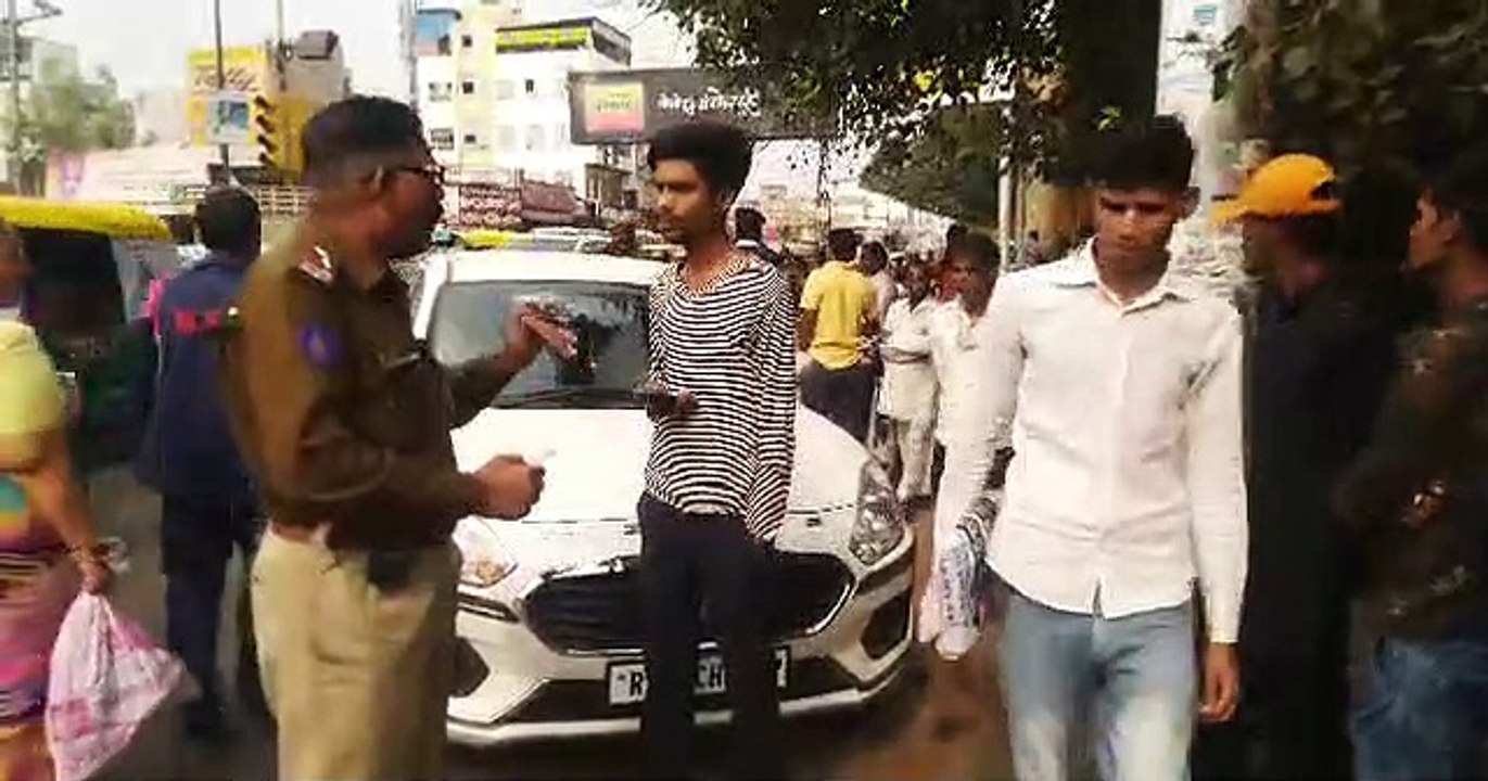 123 challan daily, yet do not wear helmets