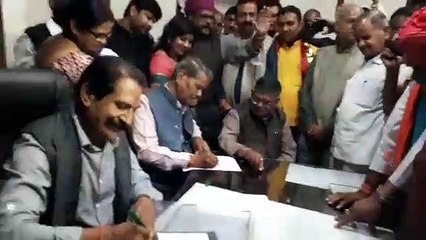 महापौर ने संभाला पद,  कार्यालय परिसर में संचालित अलग अलग विभागों का  किया अवलोकन