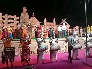 विभिन्न अंचलो के कलाकारों की मनोहारी प्रस्तुतियों से दर्शक हुए मंत्रमुग्ध