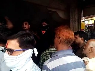 शार्ट सर्किट से दुकान के अंडरग्राउंड में लगी आग