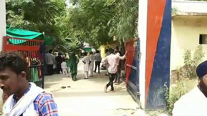 केन्द्रीय कारागृह में तलाशी के दौरान बंदी के पास मिला मोबाइल, मुख्य प्रहरी से की हाथापाई