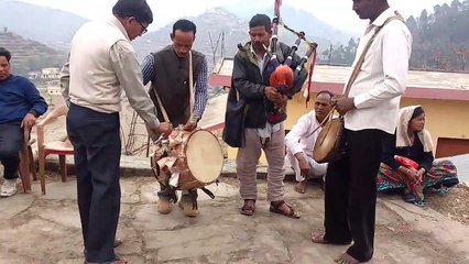 Pahadi dhol damaun । उत्तराखंड के लोक वाद्य यंत्र ढोल दमाऊँ ।  video