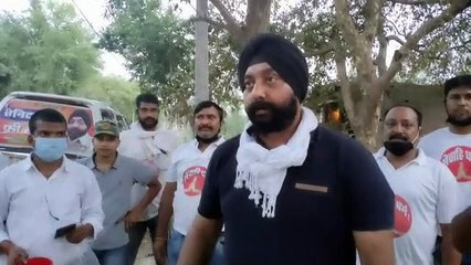 अंबेडकरनगर,घर-घर जाकर सेनीटाइजर पहुंचाना हमारा जिम्मा-बग्गा