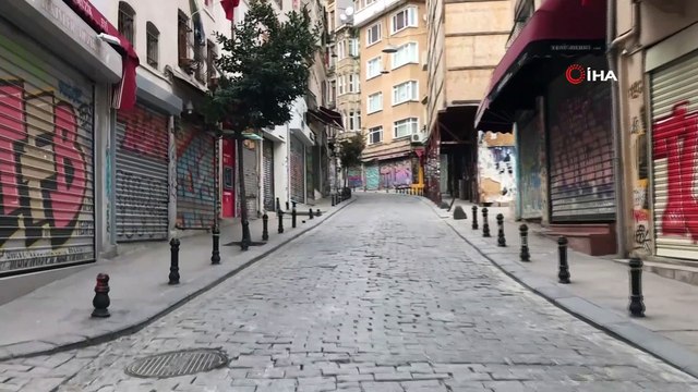 İstanbul’un sokaklarında koronavirüs sessizliği