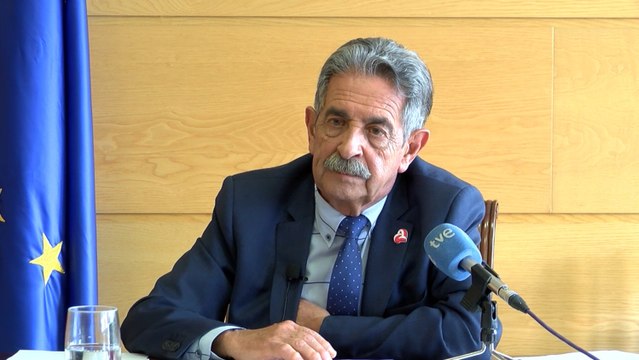 Revilla pide que las CCAA recuperen su papel en ciertas competencias