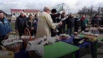 Несмотря на COVID-19, в некоторых российских городах прошли пасхальные службы