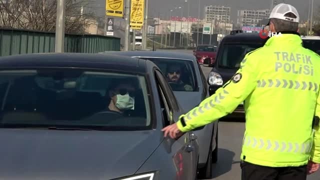 Sokağa çıkma yasağı sonrası polis ekipleri ana kontrol noktaları oluşturdu